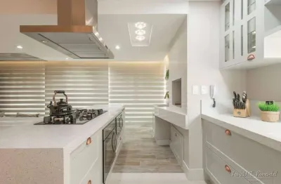 Villa do mar apartamento decorado 3 quartos e 2 vagas em meia praia itapema/sc