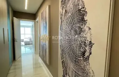 Apartamento com 4 quartos à venda na Rua 323, 30, Meia Praia, Itapema