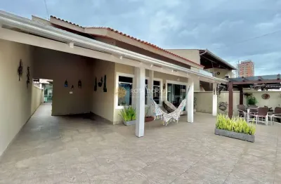 Casa mobiliada à venda 3 quartos em perequê porto belo/sc