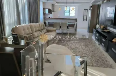 Akhenaton Duplex com 4 Suítes na Segunda Quadra do Mar em Meia Praia Itapema