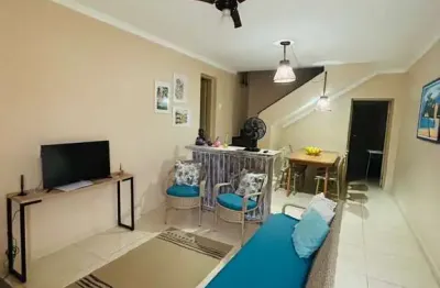 Apartamento duplex com churrasqueira privativa na praia grande.
