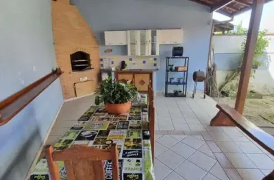 Casa de alto parão térrea com mezanino no parque vivamar.