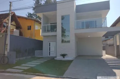 Sobrado mobiliado com 3 suítes dentro de condominio fechado.