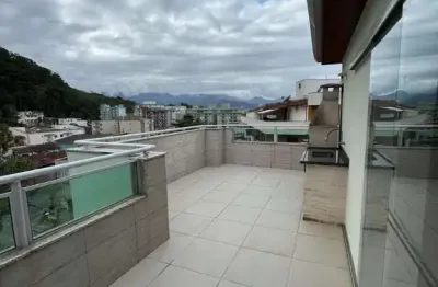 Cobertura duplex com 3 dormitórios na praia grande vista mar.