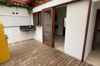 Casa térrea com 3 dormitórios apenas 50 metros da orla do itaguá.