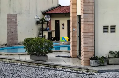 Casa com 3 quartos à venda na Rua Antônio Gentil, 2107, Sapiranga, Fortaleza