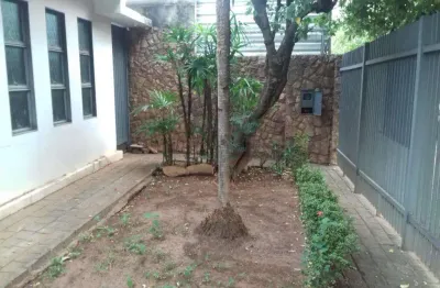Casa comercial com 2 salas à venda no Saudade, Araçatuba 