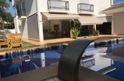 Casa a venda no bairro aeroporto em aracatuba - 3 suites, 6 garagens e varanda!