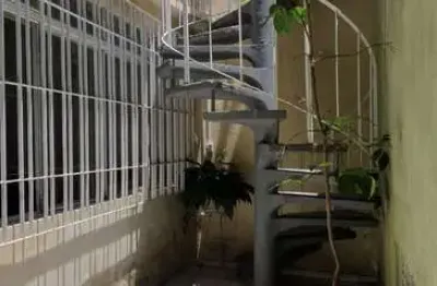 Casa em rochdale, osasco: 6 dormitórios, 3 banheiros por r$720k