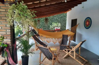 Casa em Condomínio Recanto Suísso, Vargem Grande Paulista – 320m², 4 Quartos, à Venda