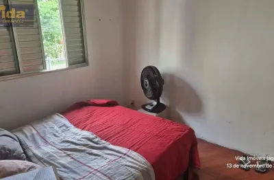 Casa com 3 quartos à venda na Rua Sabiá Branco, Jaguaré, São Paulo