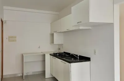 Alugo ótimo apartamento 02 quartos no centro de curitiba/pr