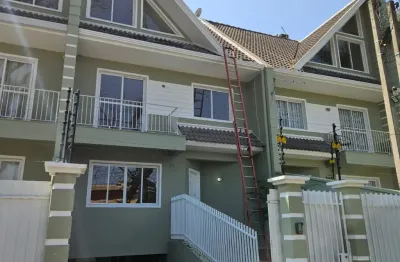 Casa com 4 quartos para alugar na Rua Bandeirantes Dias Cortes, 201, Jardim Social, Curitiba