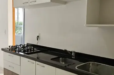 Apartamento de 02 quartos no centro de curitiba/pr condomínio clube