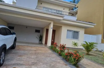 Linda casa  no Swiss Park | Seu Novo Lar no Swiss Park: Casa Completa com Espaços Integrados e Jardim Aconchegante |  4 Suítes, Escritório e Piscina.