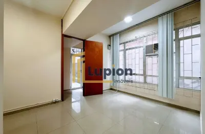 Sobreloja com 4 amplas salas  a 1 quadra do shopping curitiba