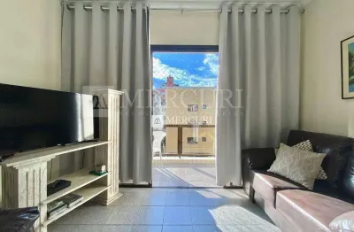 Apartamento no guarujá, enseada, 3 quartos, sala para 2 ambientes e sacada - mercuri imóveis - imobiliária no guarujá
