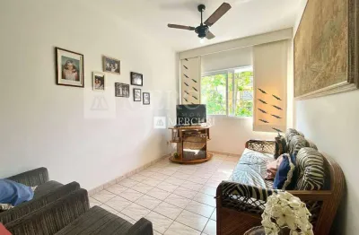Apartamento no guarujá, enseada, 3 quartos, sala para 2 ambientes e cozinha com armários - mercuri imóveis - imobiliária no guarujá