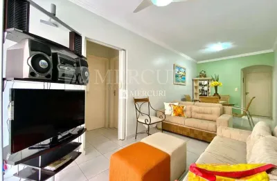 Apartamento no guarujá, enseada, 2 quartos, sala para 2 ambientes e sacada - mercuri imóveis - imobiliária no guarujá