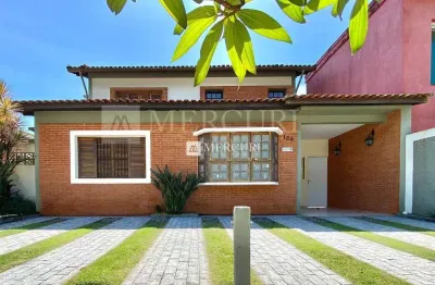 Casa no guarujá, balneário praia do pernambuco, 5 quartos, sala para 2 ambientes e churrasqueira – imobiliária mercuri - imóveis no guarujá