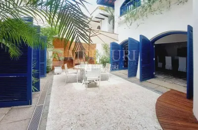 Casa enseada, 8 quartos, vista ao mar e churrasqueira  – imobiliária guarujá