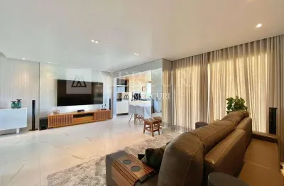 Apartamento no guarujá, enseada, 2 quartos, sendo 1 suíte, e varanda gourmet com churrasqueira - mercuri imóveis - imobiliária no guarujá.