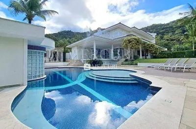 Casa de alto padrão com piscina e espaço gourmet no guarujá