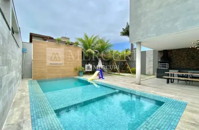 Casa no Guarujá, Condomínio Fechado, Jardim Pernambuco, 4 Quartos, Sendo Suítes, Espaço Gourmet com Piscina - Mercuri Imóveis - Imobiliária no Guarujá