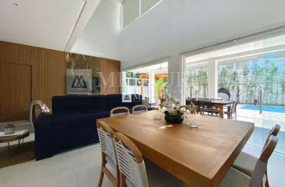 Casa no guarujá, park lane, condomínio fechado, 4 quartos, sendo 1 suíte, piscina e churrasqueira - mercuri imóveis - imobiliária no guarujá