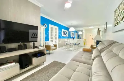 Apartamento no guarujá, enseada, reformado, 2 quartos, sendo 1 suíte e sacada - mercuri imóveis - imobiliária no guarujá
