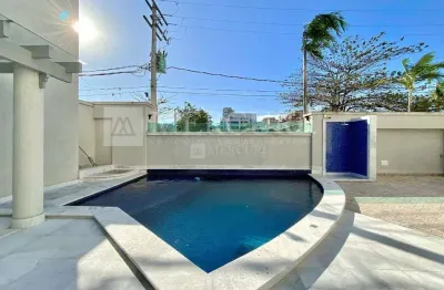 Apartamento no guarujá, enseada, 3 quartos sendo 1 suítes, sala para 2 ambientes e varanda goumert - mercuri imóveis - imobiliária no guarujá