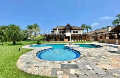 Ampla residência com 6 suítes e amplo lazer no condomínio jardim acapulco