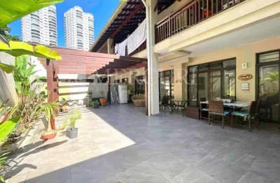 Apartamento no guarujá, enseada, condomínio frente mar, 3 quartos e  espaço gourmet com churrasqueira - mercuri imóveis - imobiliária no guarujá
