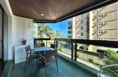 Apartamento com sacada e vista para o mar na enseada, guarujá