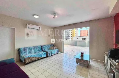Cobertura no guarujá, enseada, 2 quartos, sendo 1 suíte e varanda gourmet - mercuri imóveis - imobiliária no guarujá.