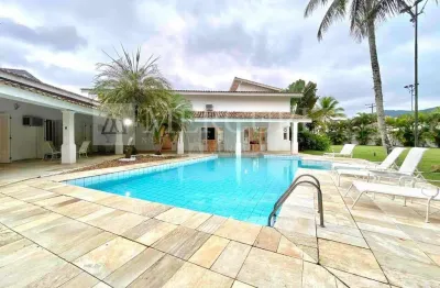 Casa no guarujá, condomínio fechado, jardim acapulco, 4 suítes.