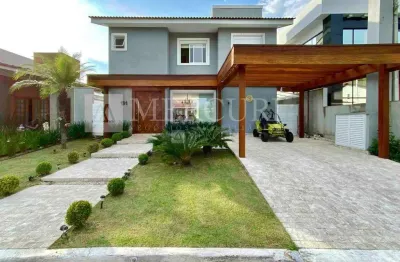 Casa no Guarujá, Condomínio Fechado, Jardim Pernambuco, 3 quartos (2 suítes), piscina e churrasqueira - Mercuri Imóveis Guarujá