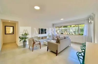 Apartamento no guarujá, astúrias, reformado, 3 quartos sendo 2 suítes.