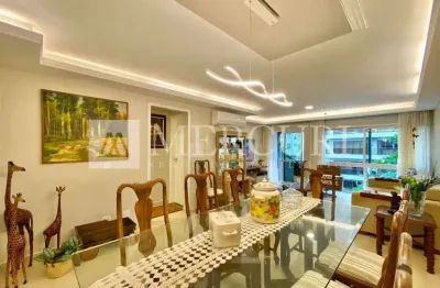 Apartamento no guarujá, pitangueiras, reformado, 3 quartos sendo suítes.