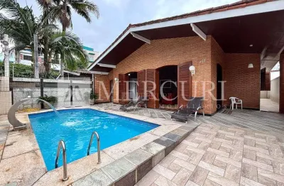 Casa no guarujá, enseada, ampla, piscina, 3 quartos, próximo a praia