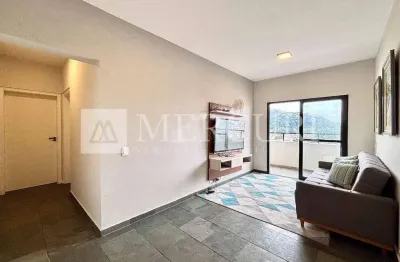Apartamento no guarujá, enseada, prédio com piscina, 2 quartos e 1 suíte - mercuri imóveis - imobiliária no guarujá