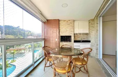 Apartamento no guarujá, enseada, 3 quartos sendo 1 suíte e com varanda gourmet - mercuri imóveis - imobiliária no guarujá
