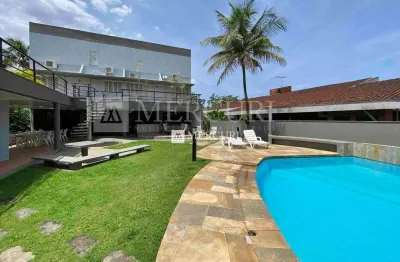Casa com piscina e área gourmet na praia da enseada, guarujá