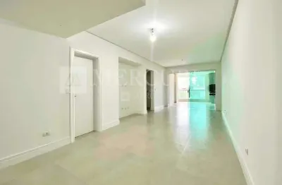 Apartamento no guarujá, enseada, com vista para o mar, 3 quartos sendo 1 suíte - mercuri imóveis guarujá.