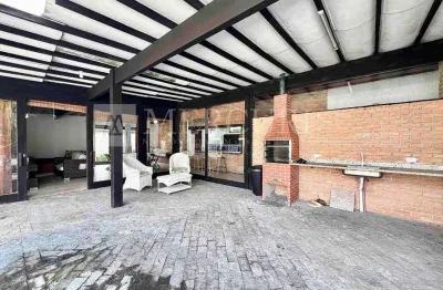 Casa no guarujá, balneário praia do pernambuco, 4 quartos, sendo 2 suítes - mercuri imóveis - imobiliária no guarujá