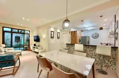 Apartamento no guarujá, enseada, 2 quartos sendo 1 suíte e quintal com sauna - mercuri imóveis - imobiliária no guarujá