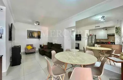 Apartamento no guarujá, pitangueiras, 2 quartos, sendo 1 suíte, repaginado - mercuri imóveis - imobiliária no guarujá