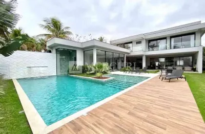 Casa no guarujá, condomínio fechado, jardim acapulco, 6 suítes- mercuri imóveis guarujá