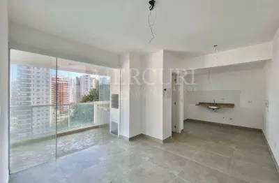Apartamento no guarujá, astúrias, 2 dormitórios e varanda gourmet - mercuri imóveis - imobiliária no guarujá