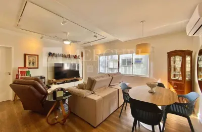 Apartamento no guarujá, enseada, reformado, 2 quartos sendo 1 suíte - mercuri imóveis guarujá